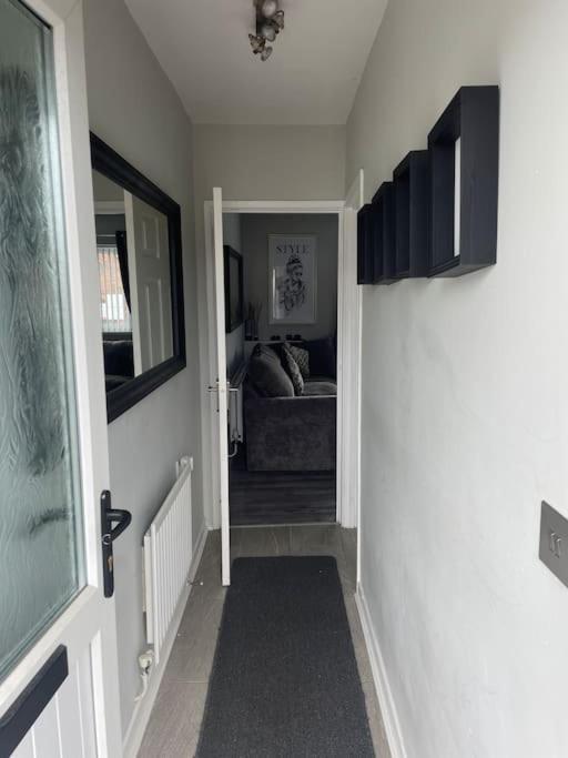 Fantastic Full 3 Bedroom Modern Apartment Белфаст Екстер'єр фото